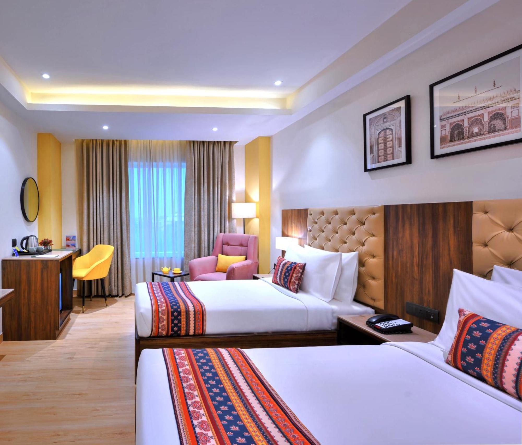 Golden Tulip Agra Hotel Agra  Exterior foto